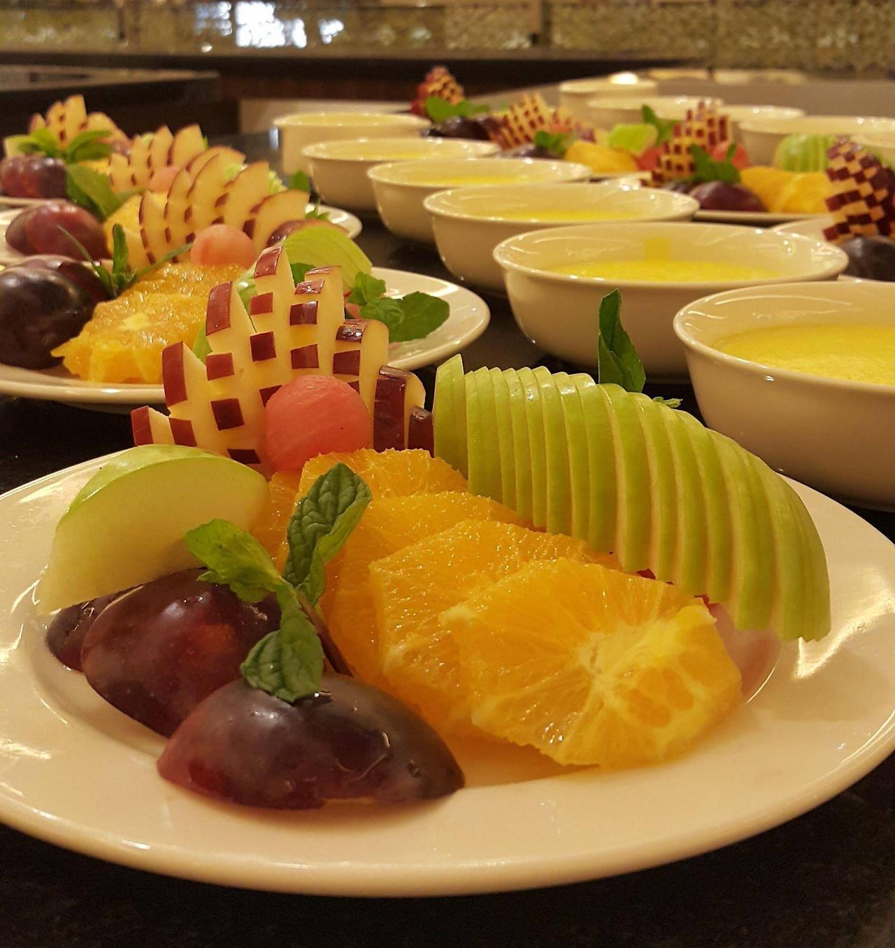 M Hotel Makkah By Millennium Mecca Екстер'єр фото Fruit salad