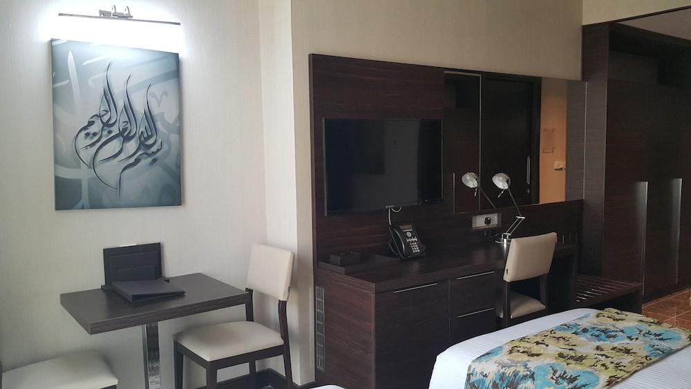 M Hotel Makkah By Millennium Mecca Екстер'єр фото A room at the hotel